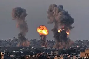 استشهاد 30 فلسطينياً في غارات صهيونية على غزة