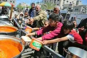 الأورومتوسطي يحذر من كارثة إنسانية في غزة بسبب تفشي المجاعة