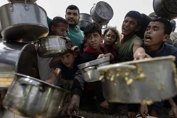 نيويورك تايمز: الحصار الإسرائيلي على غزة يتسبب بمجاعة وموت المرضى