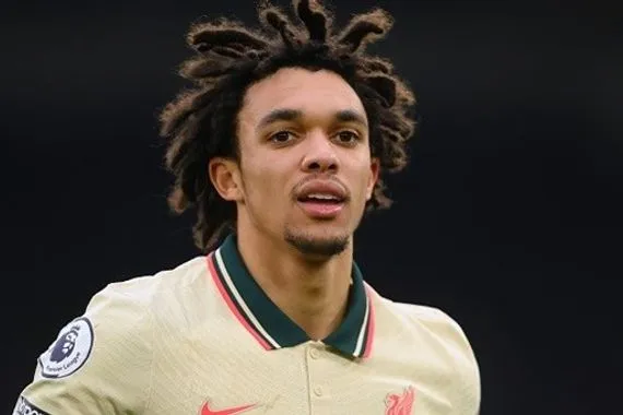 ليفربول يُعلن رحيل ترينت أرنولد بنهاية الموسم