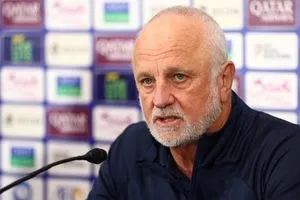 مشكلة مزدوجة تواجه المدرب الجديد للمنتخب الوطني