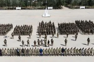 سوريا تعلن دمج كافة الوحدات العسكرية ضمن وزارة الدفاع