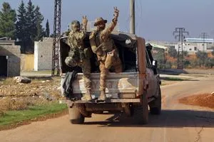 أوفياء الثورة أم قنبلة موقوتة ما مصير المقاتلين الأجانب في سوريا شفق نيوز