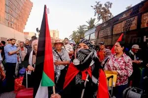 قافلة الصمود تنطلق من تونس نحو غزة بمشاركة آلاف المتطوعين العرب