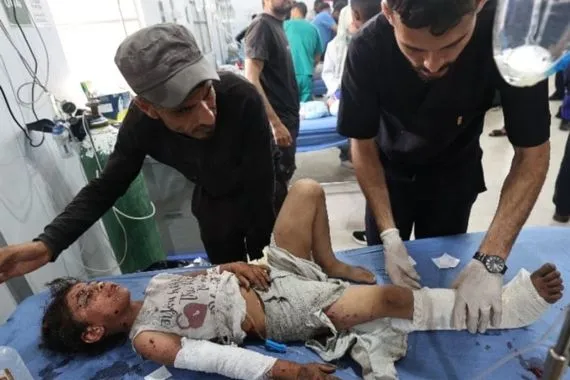 عشرات الشهداء في غزة خلال ساعات وحماس مراكز المساعدات تحوّلت إلى مصائد للموت