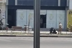 دراجة نارية مربية تقطع طريقاً وسط كركوك وإخماد حريق في بغداد فيديو شفق نيوز