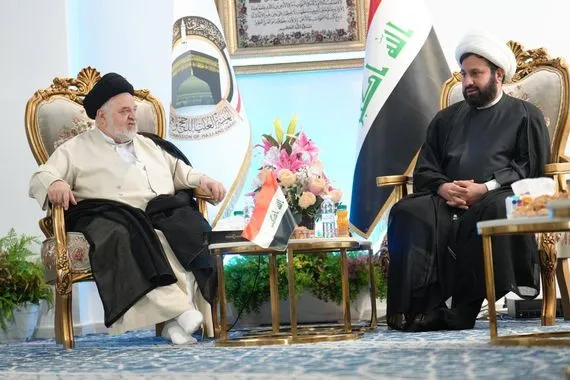 ممثل المرجع السيستاني يهنئ المسعودي بفوز بعثة الحج العراقية بجائزة لبيتم