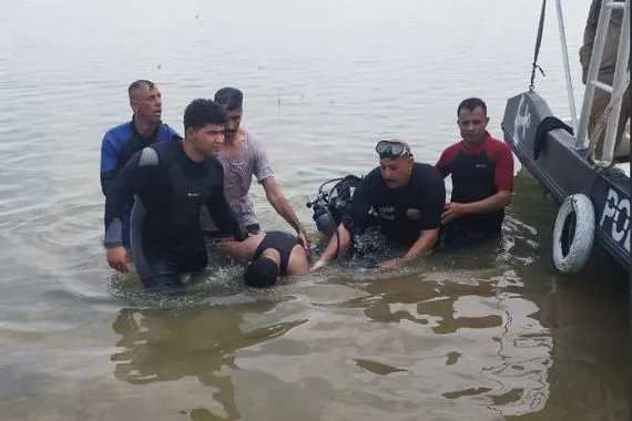 نزل للسباحة ولم يخرج العثور على جثة الغريق البغدادي في بحيرة حمرين صور