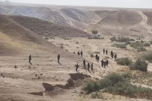 تجريف وتحويل لمجرى المياه الجيش العراقي يحكم قبضته على وادٍ استغله الإرهاب 20 عاما