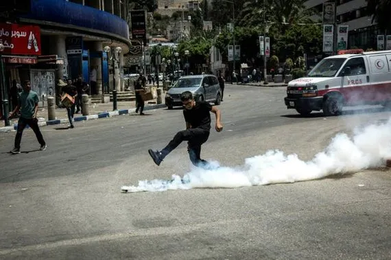 أولمرت يطالب بحل الدولتين ويدعو ترامب للضغط على نتانياهو