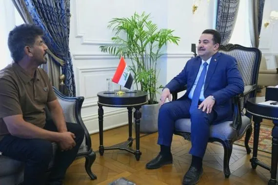 رئيس الوزراء يؤكد التزام الحكومة بالاستجابة لطلبات المواطنين ومتابعة احتياجاتهم