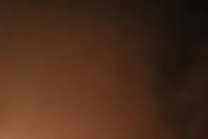 مشتعل منذ الصباح حريق بأحد جبال السليمانية وفرق الاطفاء لا تستطيع السيطرة