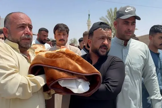 رصاصة أمن تودي بحياة طفل أثناء سفرة العيد ابن عمه يحمل الجثة ويروي لـ964 القصة عاجل