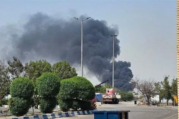 بعد انفجار نيسان حريق قرب ميناء رجائي جنوب إيران وكالة بغداد اليوم الاخبارية