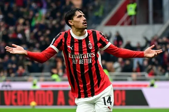 مانشستر سيتي يتعاقد مع الهولندي رايندرس