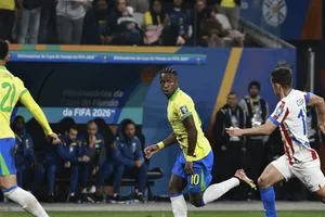 بعد هزيمة بارغواي البرازيل تحجز مقعدا في كأس العالم