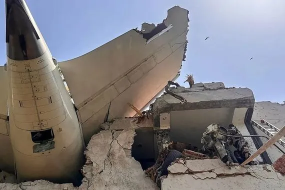 الشرطة الهندية نعتقد أن جميع ركاب الطائرة الـ 242 لقوا حتفهم