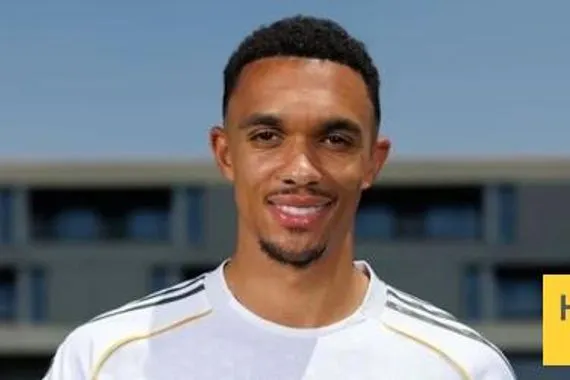 ارنولد ينهي احتكار الاسبان لمركز الظهير الايمن في ريال مدريد