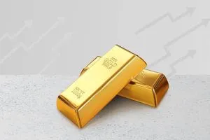 الذهب يلامس 3375 دولاراً بفعل توترات الشرق الأوسط وتراجع الدولار