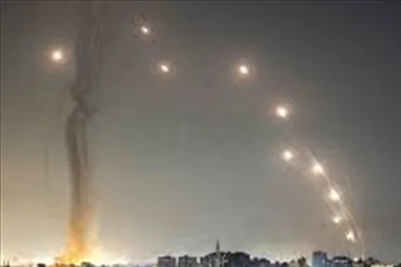 وسائل اعلام اسرائيلية حدث خطير جدا في تل أبيب عقب سقوط صاروخ إيراني