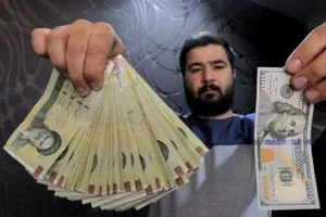 مآسي اقتصاد إيران تتعمق والعملة تتهاوى بعد الضربة الاسرائيلية