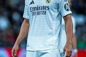 صراع ثلاثي على لاعب الريال الشاب