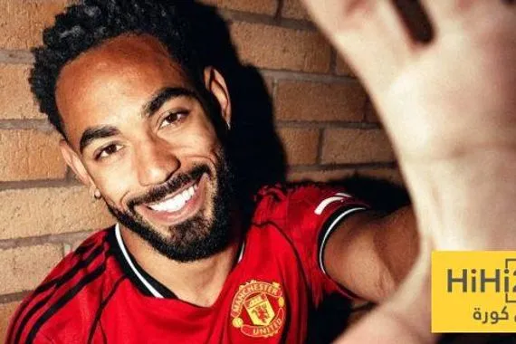 كونيا يكشف سبب انضمامه إلى مانشستر يونايتد