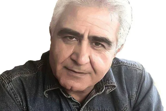 حلّاق الشِّعر مروان ياسين الدليمي