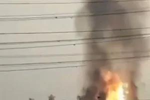 حريق في حقل فارس الإيراني إثر هجوم إسرائيلي