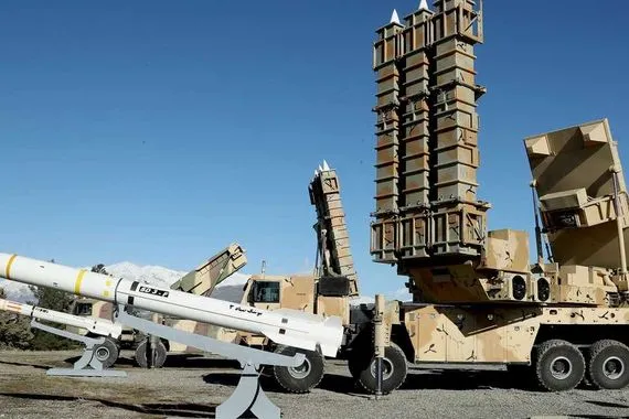 إيران تفعل الدفاعات الجوية بعد هجوم اسرائيلي