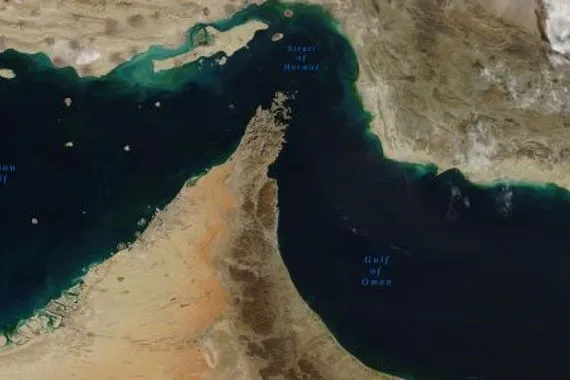 إيران تلوّح بإغلاق مضيق هرمز والحرس الثوري القرار قيد الدراسة وسنتخذه بحزم