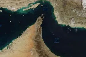 إيران تلوّح بإغلاق مضيق هرمز والحرس الثوري القرار قيد الدراسة وسنتخذه بحزم