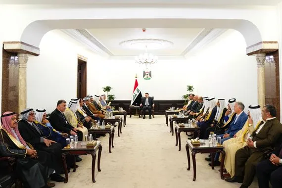 رئيس الوزراء يؤكد على الدور المهم للعشائر في دعم أجهزة الدولة وترسيخ سلطة القانون وكالة الانباء العراقية واع