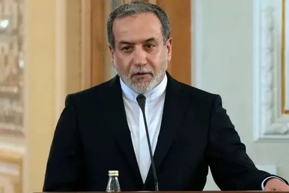 وزير الخارجية الايراني يحذر إسرائيل من جر الصراع على الخليج وإشعال المنطقة