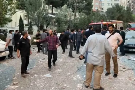 وكالة الانباء الإيرانية إسرائيل تفجر سيارات مفخخة وعبوات ناسفة بطهران