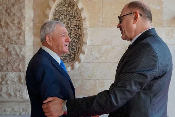 رئيس المحكمة الاتحادية يؤكد ضرورة أن تجد ازمة رواتب موظفي الاقليم طريقها إلى الحل شفق نيوز