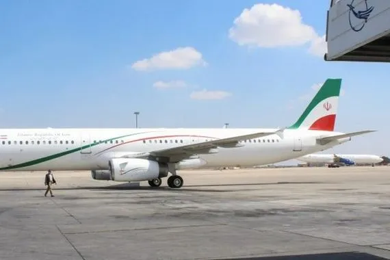 إيران تمدد إغلاق مجالها الجوي
