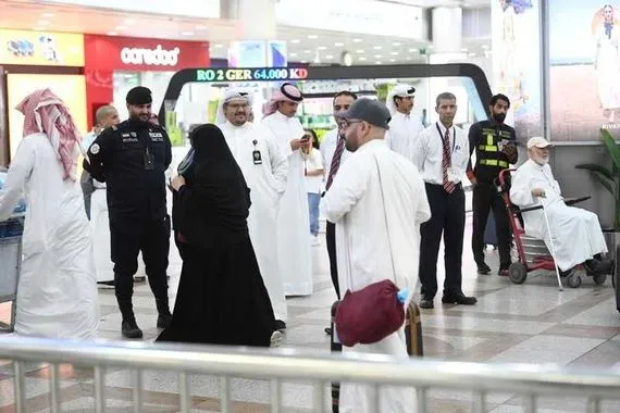بغداد تشكر الكويت على السماح بعبور الحجاج العراقيين العالقين عبر أراضيها