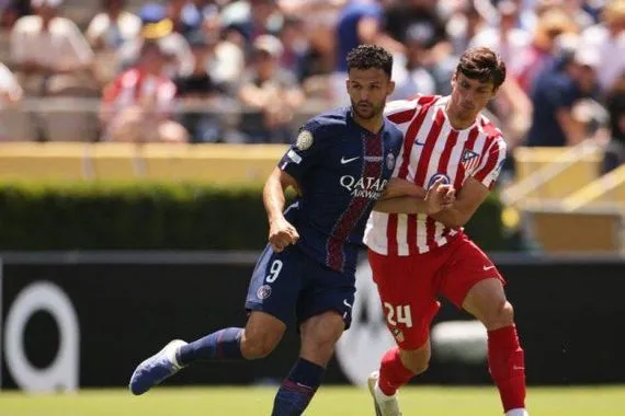 ركلة جزاء باريس أمام أتلتيكو مدريد هل كانت صحيحة