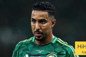 غياب سالم الدوسري يفتح المجال للنجوم الصاعدة في الأخضر