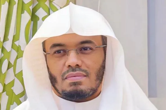 إمام الحرم المكي يوجه دعوة لمحو إسرائيل ادعموا إيران لا وقت للتصاريح