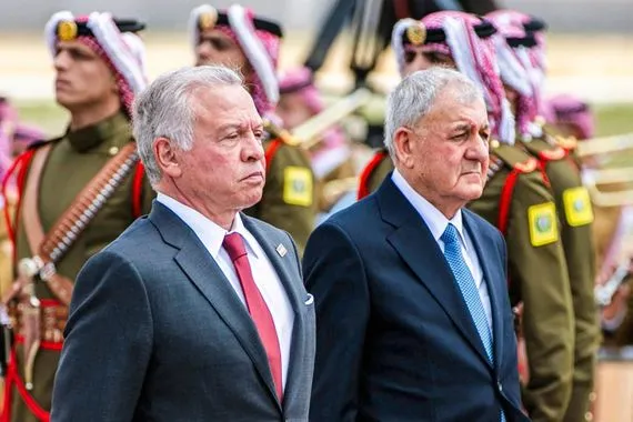 الملك الأردني والرئيس العراقي يبحثان التصعيد الإقليمي ويدعوان إلى تهدئة شاملة