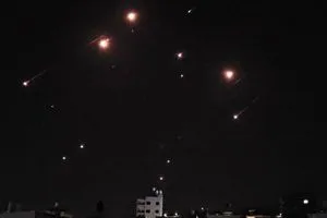 خبير عسكري في CNN يعترف بقدرة ودقة الصواريخ الإيرانية فيديو قناة العالم الاخبارية