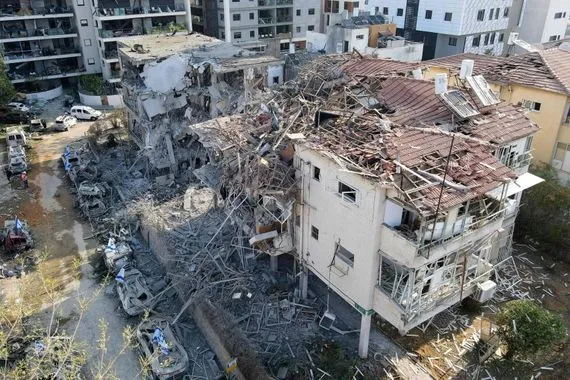 مصدر إيراني إذا كررت إسرائيل اعتداءاتها على المباني السكنية فلن نترك له نقطة آمنة وكالة بغداد اليوم الاخبارية