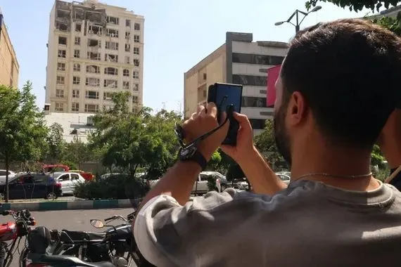 كيفية التعرف على منازل الجواسيس الشرطة الإيرانية تصدر تعليمات