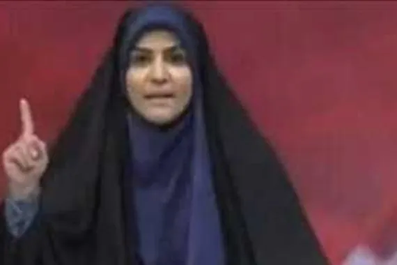 هذا ما قالته مذيعة التلفزيون الإيراني أثناء تعرضه للقصف
