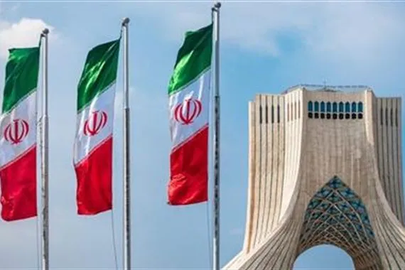 شاهد بالفيديو التلفزيون الإيراني بعد القصف