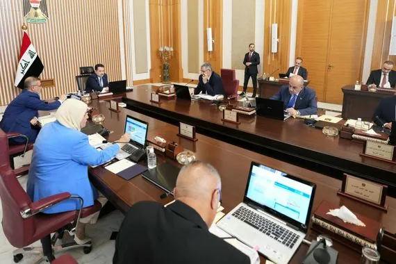 المالية النيابية حكومة السوداني خالفت القانون وتأخرت بصرف مستحقات الموظفين شفق نيوز