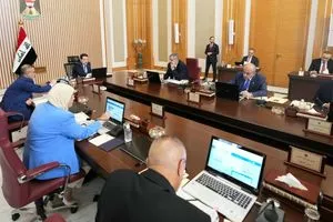 المالية النيابية حكومة السوداني خالفت القانون وتأخرت بصرف مستحقات الموظفين شفق نيوز