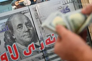 الدولار يحلق على وقع صواريخ الشرق الأوسط شفق نيوز